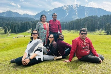 Kashmir Family Tour Package.