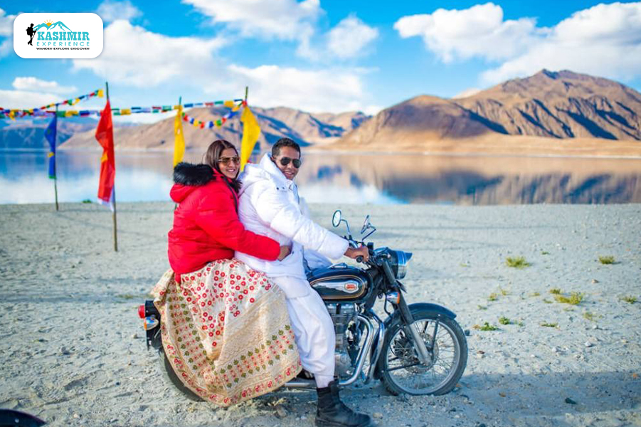 Kashmir Honeymoon Package